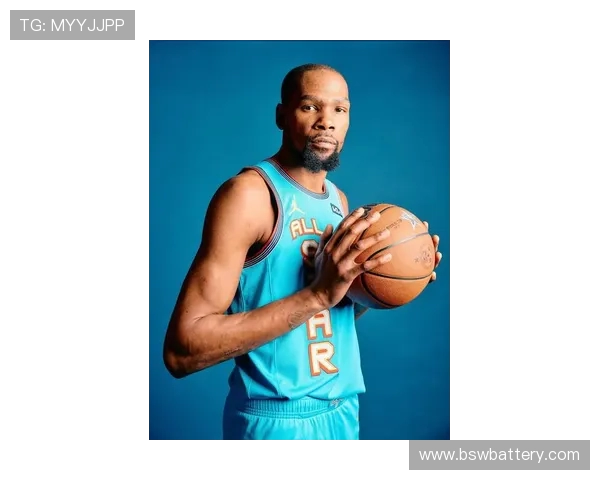 凯文·杜兰特：从篮球天才到传奇巨星的崛起与征程