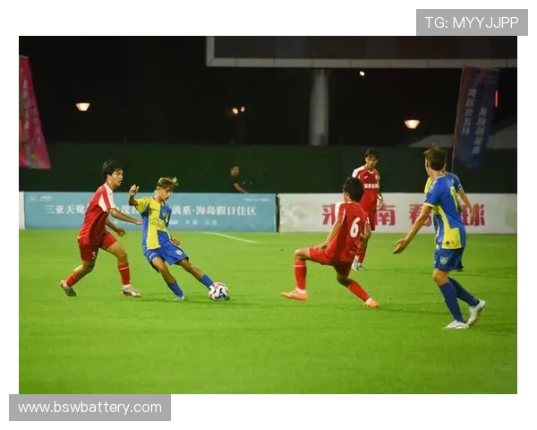 绿茵争锋激荡青春梦想世界足球赛场激情再燃