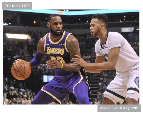 灰熊激战湖人全场鏖战不断年轻力量对决巨星经验燃爆赛场