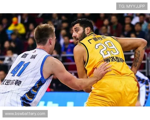 北京足球队灵活性分析与战术调整的深度探讨与展望