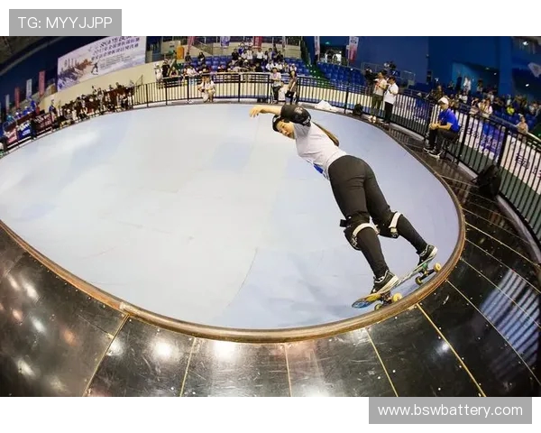 深圳滑板队在世界滑板锦标赛中的灵活性表现引发热议与关注