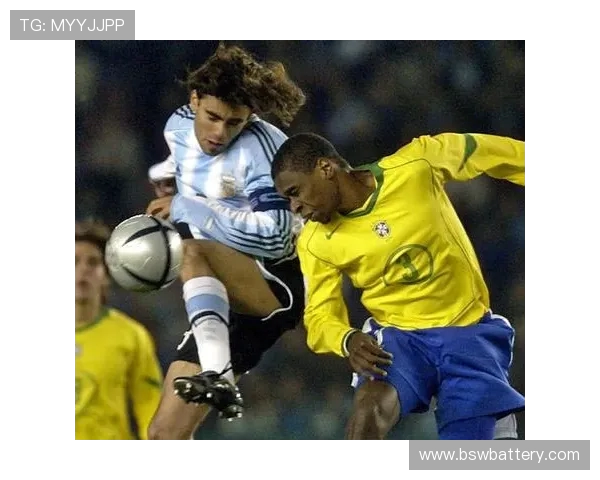 吉阿赫利与Sade的巅峰对决展现足球魅力与激情的较量 吉阿赫利与Sade的巅峰对决展现足球魅力与激情的较量