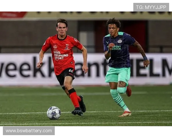 埃青年与瓦尔韦的激烈对决揭示了足球战术与团队合作的重要性